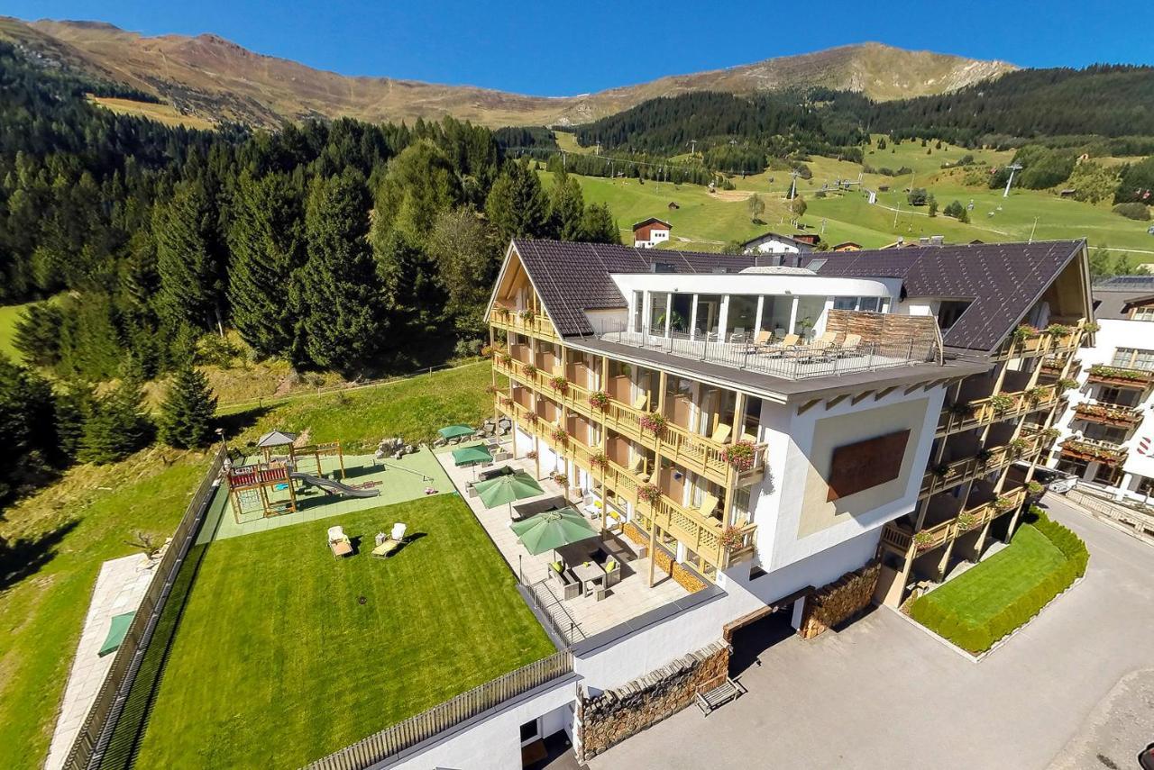 Natuerlich Hotel Mit Charakter Fiss Zewnętrze zdjęcie
