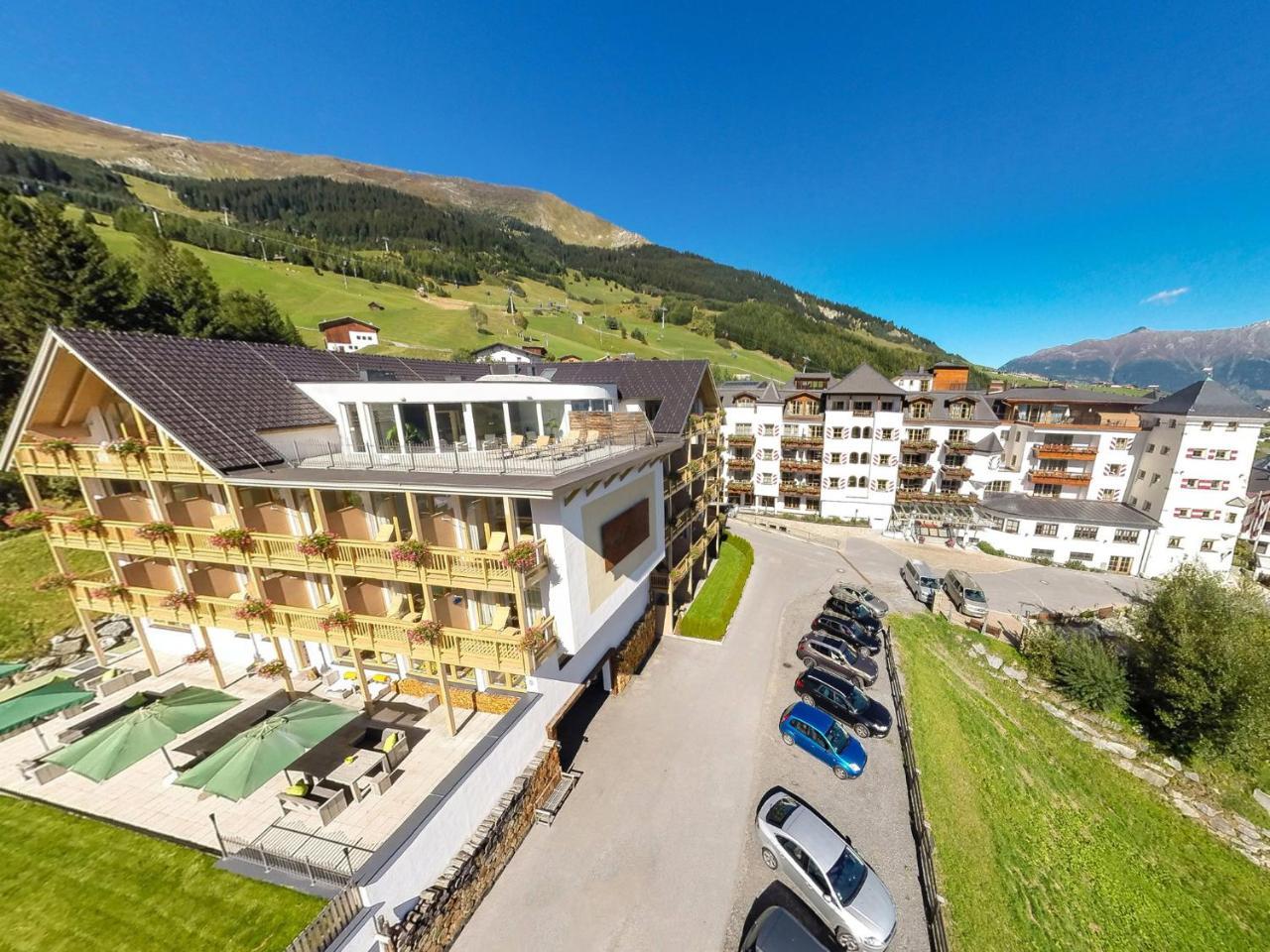 Natuerlich Hotel Mit Charakter Fiss Zewnętrze zdjęcie